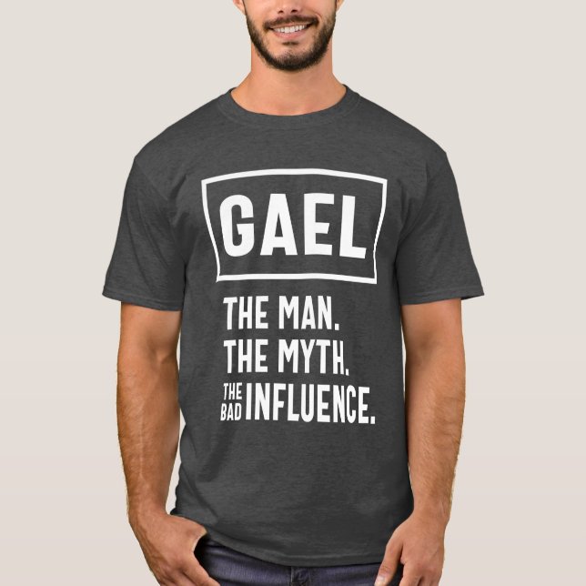 Camiseta Presente de Aniversário do Nome Personalizado Gael (Frente)