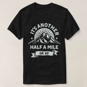 Camiseta Presente de caminhada na montanha de Mais Uma Meia