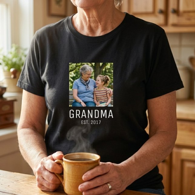 Camiseta Presente de Foto da Vovó Estabelecida (Criador carregado)
