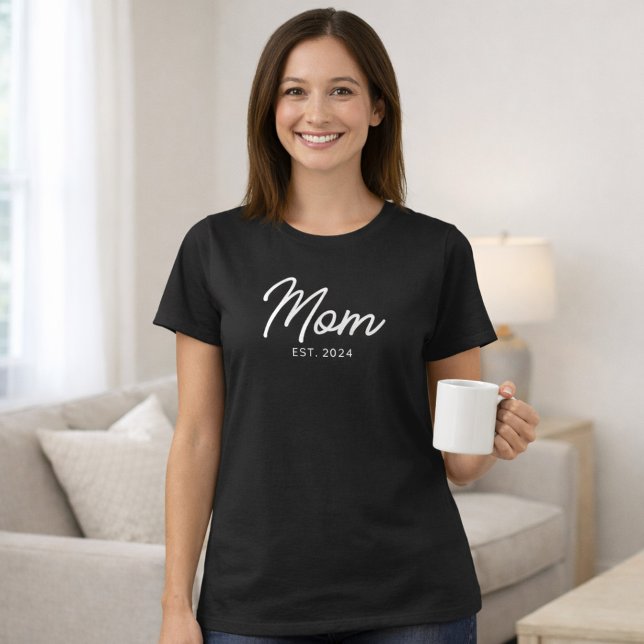 Camiseta Presente de Nova Mãe Estabelecida (Criador carregado)