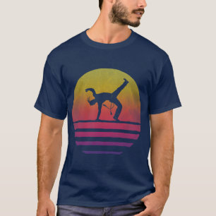 Camiseta Presente de silhueta na região de Capoeira Retro 