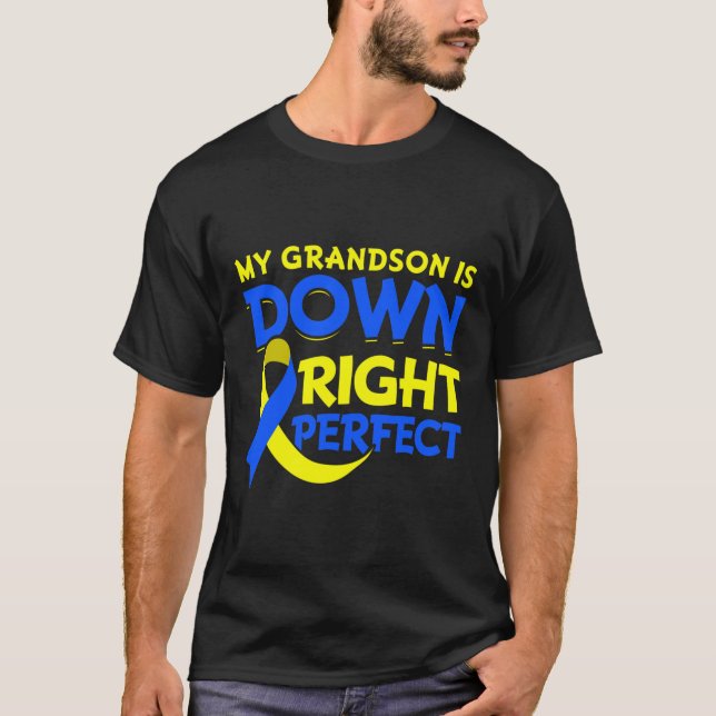 Camiseta Presente do Meu Neto com Síndrome de Down Totalmen (Frente)