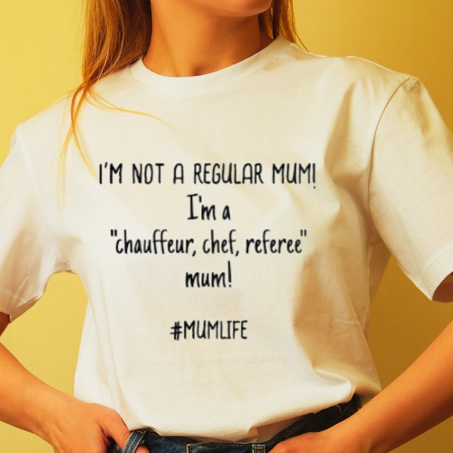 Camiseta Presente regular de Dia de as mães de Slogan Engra (Add a name and make it yours now! Why wait?)