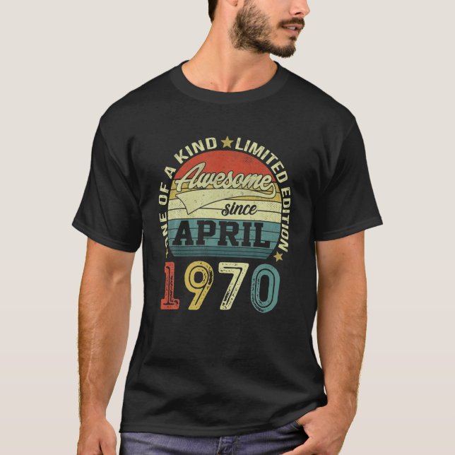 Camiseta Presentes De 52 Anos Espantosos Desde Abril De 197 (Frente)