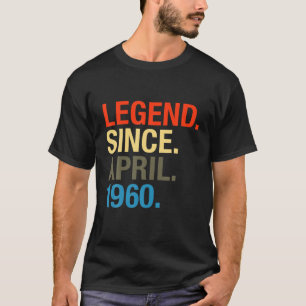 Camiseta Presentes de aniversário de 611 Ruas - Legenda de