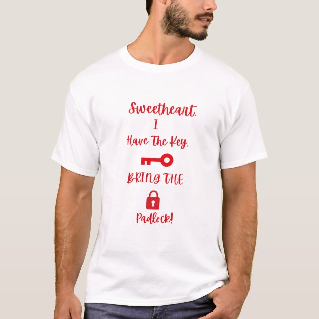 Camiseta Presentes de Chave e Cadeado Combinando - Amor e P (Frente)