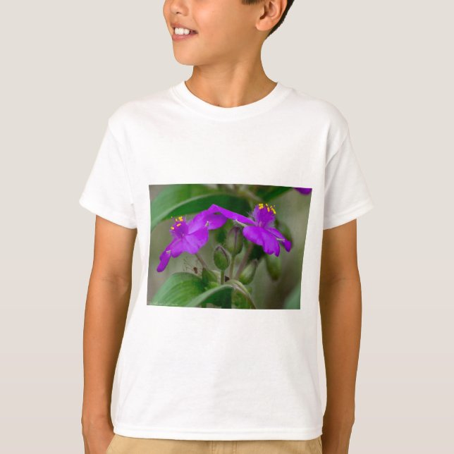 Camiseta Presentes de Roupas de Gêmeas de Flor Silvestre Tr (Frente)
