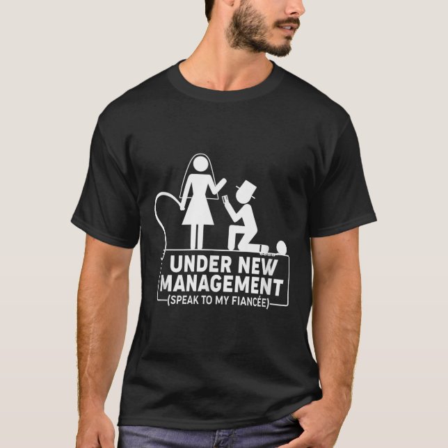 Camiseta Presentes Festa de Despedida de Solteiro Sob Nova  (Frente)