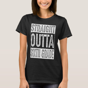 Camiseta Presentes Saindo direto da sexta série Formatura d