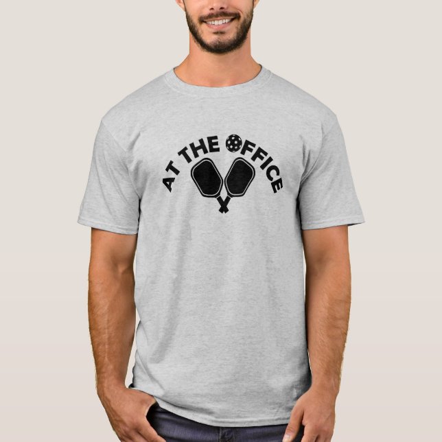 Camiseta Preta At the Office (Frente)