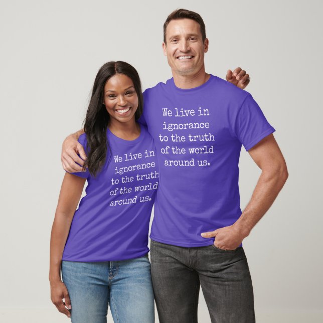 Camiseta Preta Básica Viver na Ignorância (Unissex)