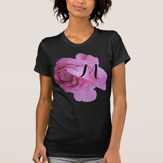 Camiseta preta com flores rosa na moda monograma M (Frente)