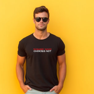 Camiseta preta de humor de camping de caminhada