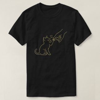 Camiseta Preta de Linha Alta Cinco com Pata de Gat