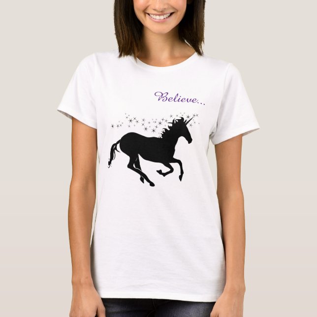Camiseta preta de mulheres negras com magia de uni (Frente)