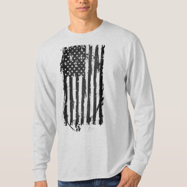 Camiseta Preta Distressed da Bandeira Americana (Frente)