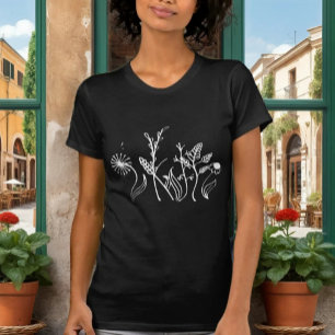 Camiseta Preta Elegante com Flores Delicadas em De