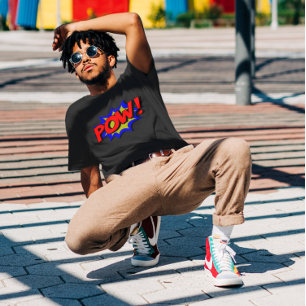 Camiseta Preta Gráfica de Ação de Quadrinhos Retro