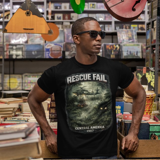 Camiseta Preta Masculina Rescue Fail (There’s something out there waiting for us… and it ain’t no man.)
