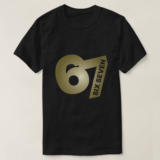 Camiseta Preta Tipografia Dourada 67 Six Seven (Frente do Design)