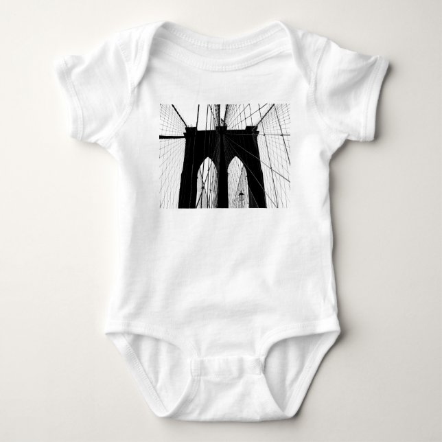 Camiseta Preto da silhueta da ponte de Brooklyn (Frente)