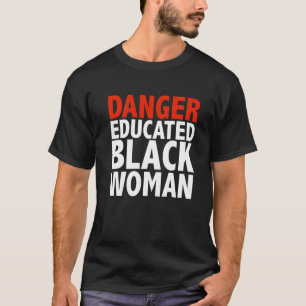 Camiseta Preto-Preto Educado para Perigo é Bela Imagem