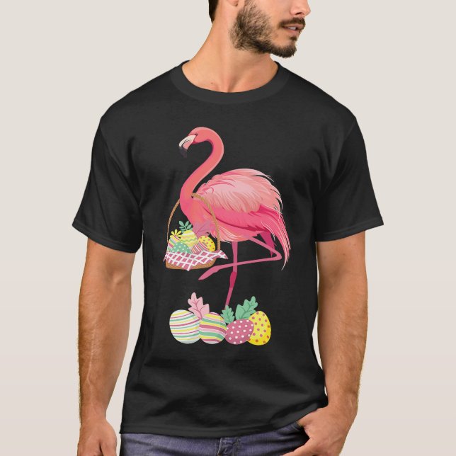 Camiseta Pretty Easter Flamingo with Easter Basket Easter (Frente)