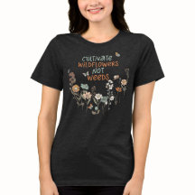 Camiseta primavera floral de flor selvagem