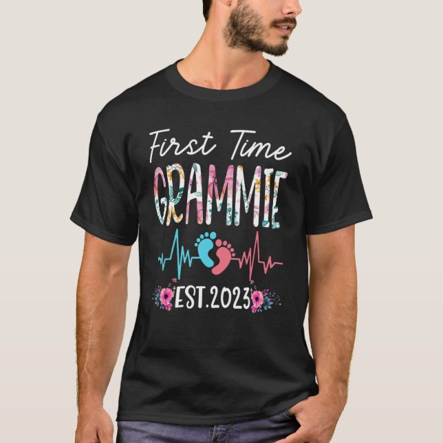 Camiseta Primeira Vez Grammie 2023 Dia de as mães de Natal  (Frente)