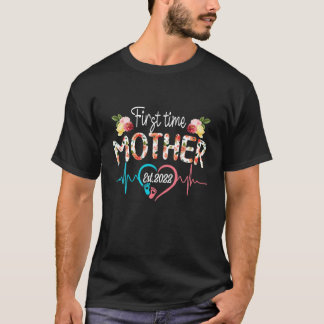 Camiseta Primeira Vez Mãe no Est 2022
