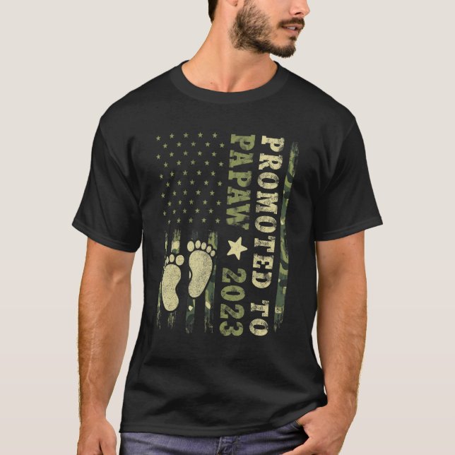 Camiseta Primeira Vez Que O Vovô Promoveu A Papaw 2023 Camo (Frente)