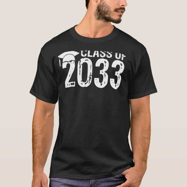 Camiseta Primeiro Dia Da Classe Escolar De 2033 Cresceu Com (Frente)