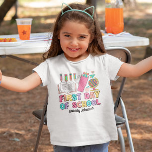 Camiseta Primeiro dia de escola colorido retrô