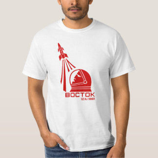 Camiseta Primeiro homem de Vostok no espaço