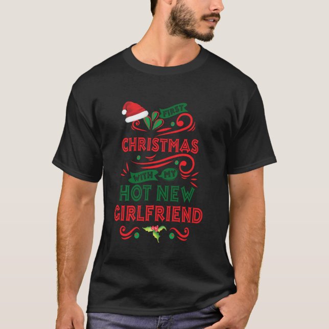 Camiseta Primeiro Natal Com Minha Nova Matchin De Namorada (Frente)