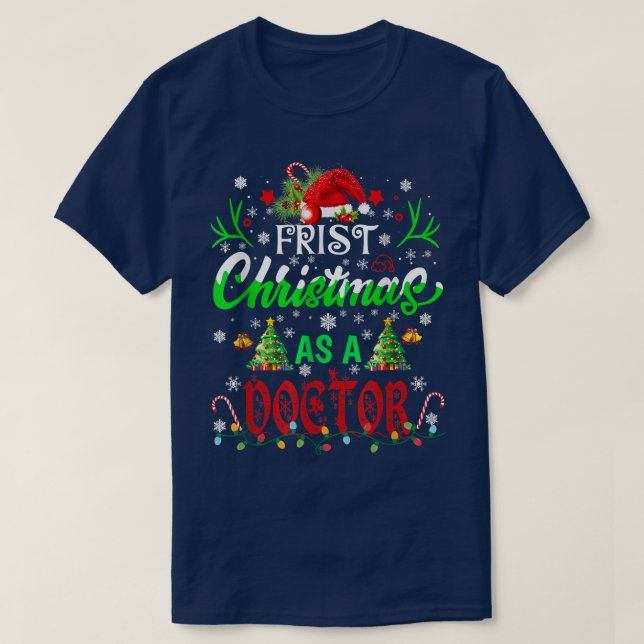 Camiseta Primeiro Natal como Doutor Santa Hat Ugly Xmas 2 (Frente do Design)