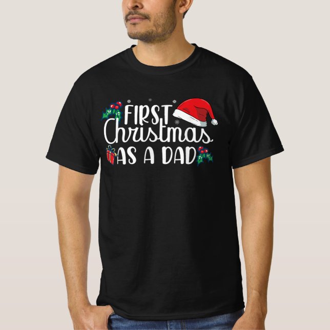 Camiseta Primeiro Natal Como Uma Família Pai Que Correspond (Frente)