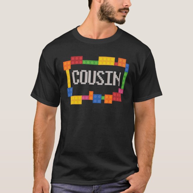 Camiseta Primo Bloqueia o Nascimento do Construtor de Brick (Frente)