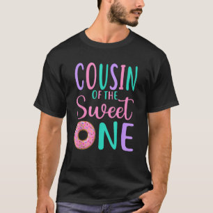 Camiseta Primo da doce primeiro aniversario Cuz Girl Donu
