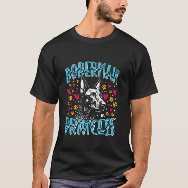 Camiseta PRINCESA DOBERMAN Doberman Mulheres Dobie Mãe de C (Frente)