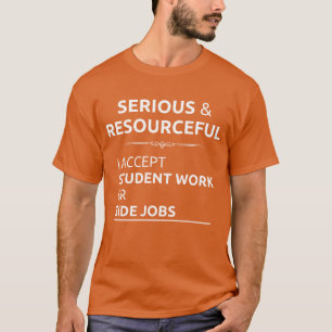 Camiseta Procura de estudante engenhoso sério trabalho de m