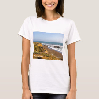Camiseta Produtos de Cambria Califórnia da praia da pedra