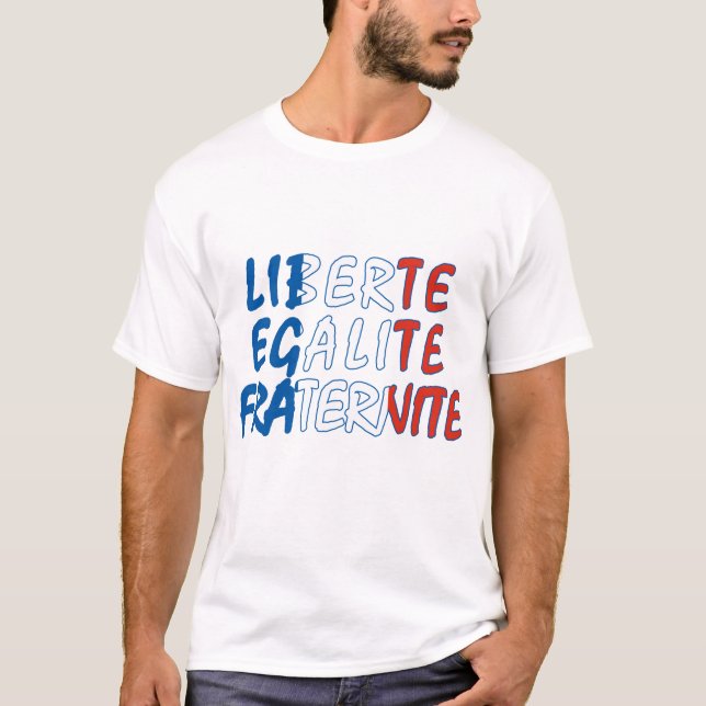 Camiseta Produtos de Liberte Egalite Fraternite (Frente)