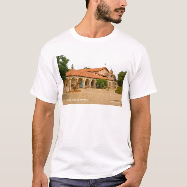 Camiseta Produtos de San Antonio de Pádua Califórnia da (Frente)