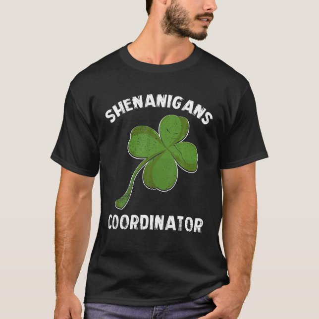Camiseta Professor de Dia de São Patrício Coordenador Shena (Frente)