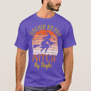 Camiseta Professor De Halloween Por Bruxa De Dia Por Bomba