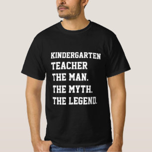 Camiseta Professor de Jardim de Infância O Homem O Mito A L