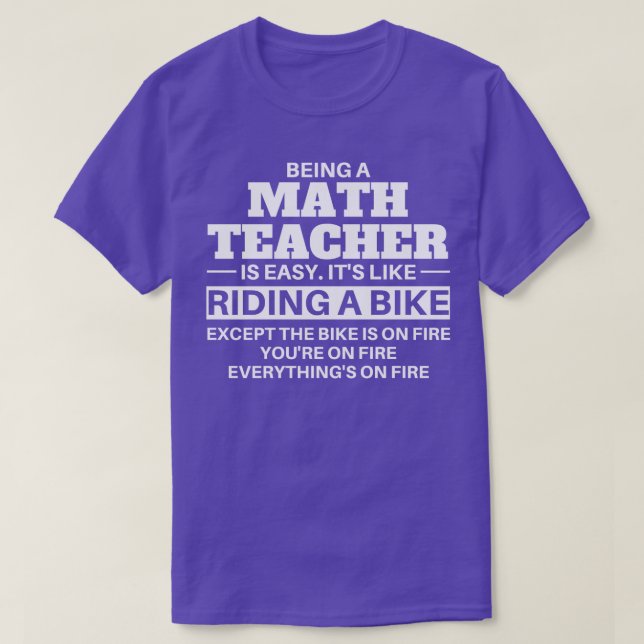 Camiseta Professor De Matemática Dirigindo Uma Bicicleta (Frente do Design)