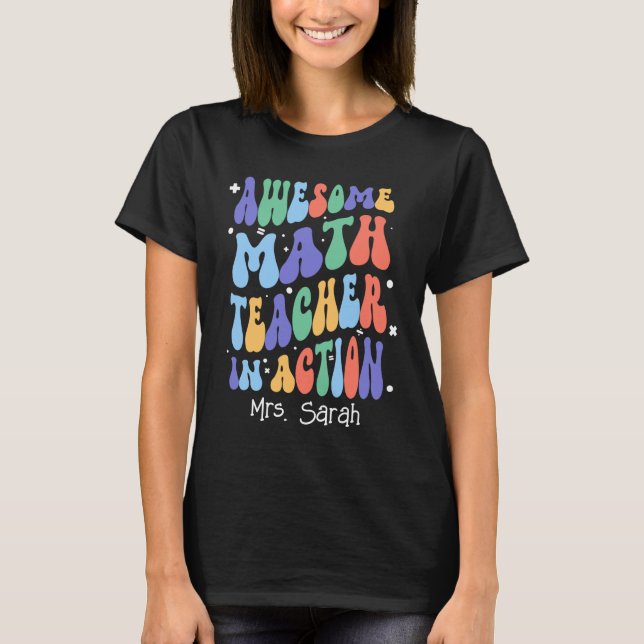Camiseta Professor De Matemática Incrível Em Ação (NOME DO  (Frente)