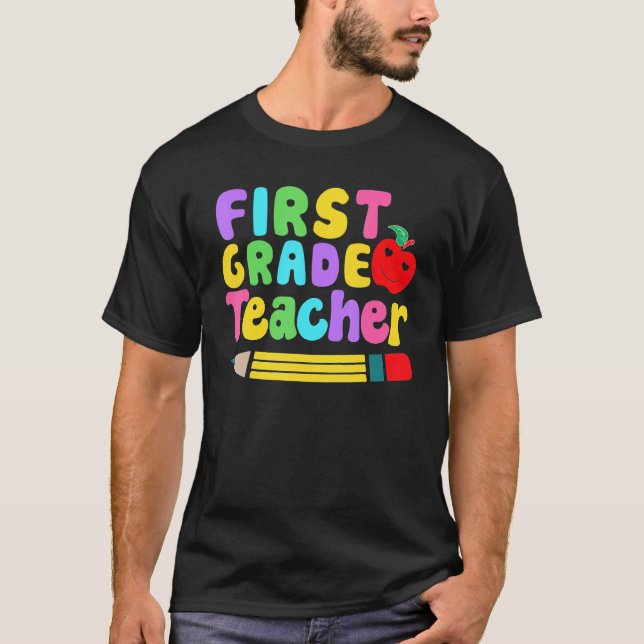 Camiseta Professor De Primeiro Grau De Volta À Formação De  (Frente)